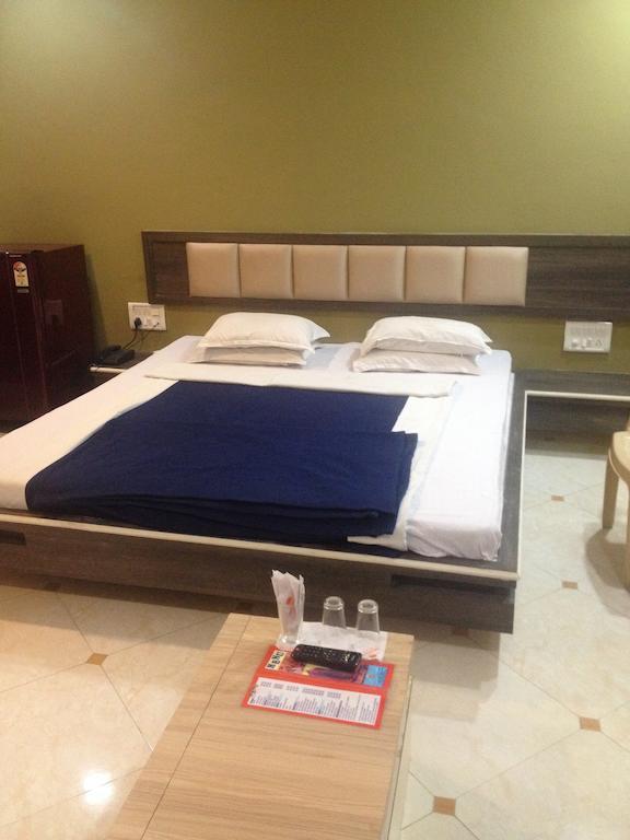 Hotel Sheetal Porbandar Room photo